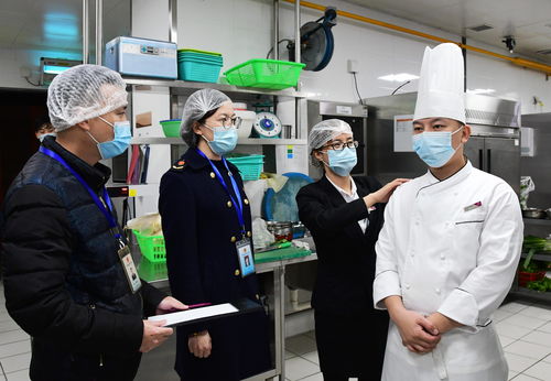 福建省實施餐飲從業者工作時佩戴口罩規定，保障餐飲服務安全